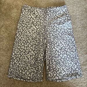 White and grey cheetah print biker shorts